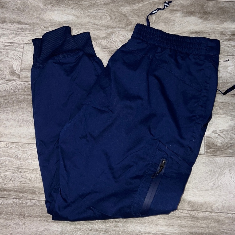 Grey’s Anatomy by Barco Jogger Scrubs